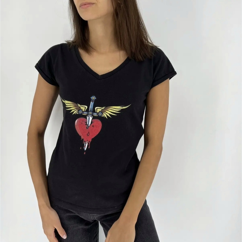 BON JOVI MERCH New T-Shirt Concert Fitted Heather Grey Red V-neck Tee
